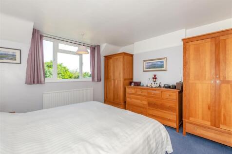8653696-interior10.jpg