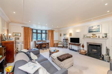 8649826-interior23.jpg