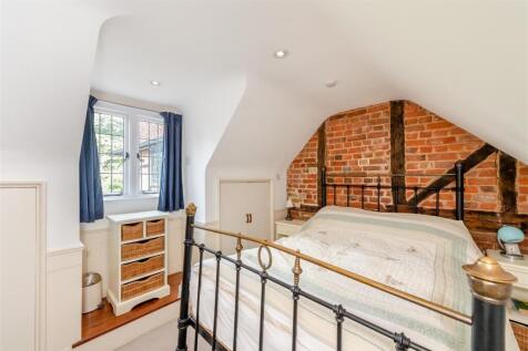 8649826-interior10.jpg