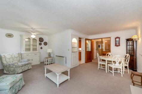 8632387-interior14.jpg
