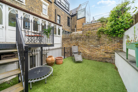 48 Upcerne Road, ...
