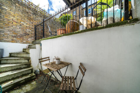 48 Upcerne Road, ...