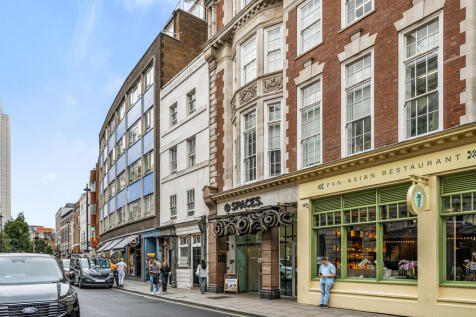 5 Garrick House, ...
