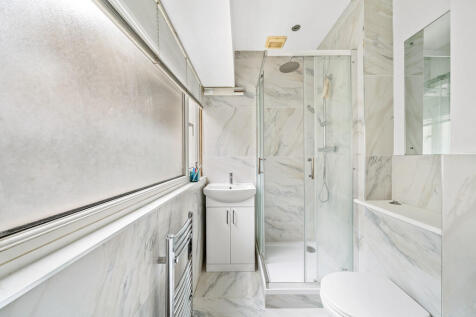5 Garrick House, ...