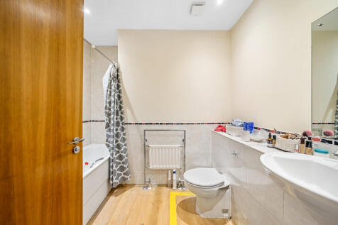 5 Garrick House, ...