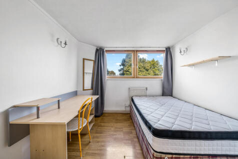 32 Upper Berenger...