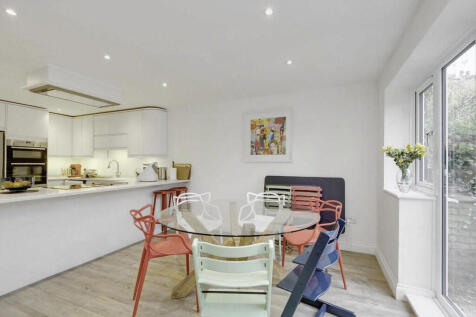 15 Britannia Road...