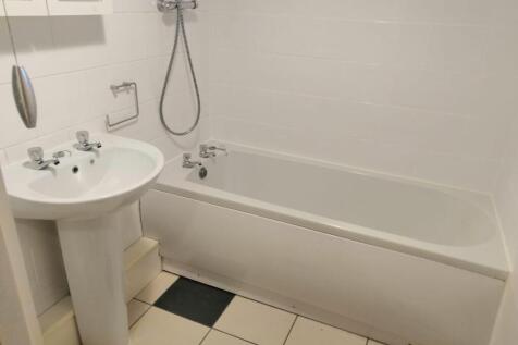 Bathroom.jpg