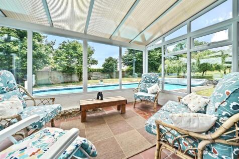 Pool House