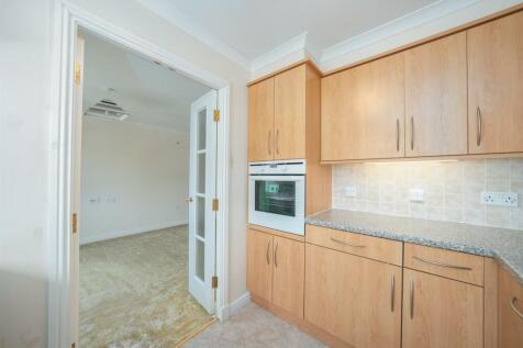 32 Kerfield Court-5.jpg