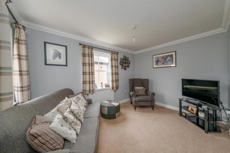 54 Springwood Rise-11.jpg