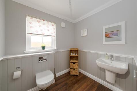 54 Springwood Rise-12.jpg