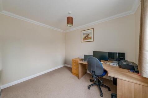 54 Springwood Rise-22.jpg
