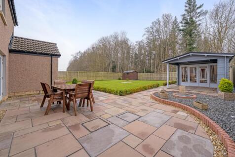 54 Springwood Rise-24.jpg