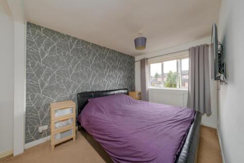 14 DOUGLAS CRESCENT-09.jpg