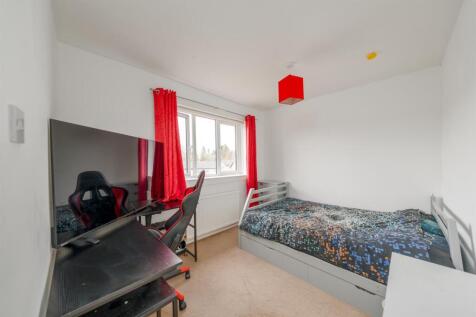 14 DOUGLAS CRESCENT-11.jpg