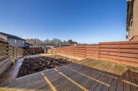 14 DOUGLAS CRESCENT-15.jpg