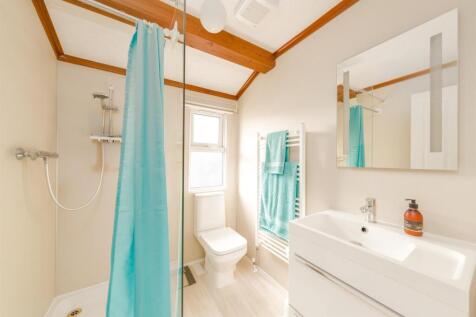 3 Maple Crescent Springwood Village Kelso-22.jpg