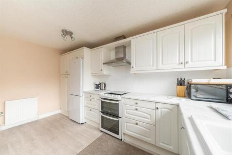 33_queens_croft-06.jpg