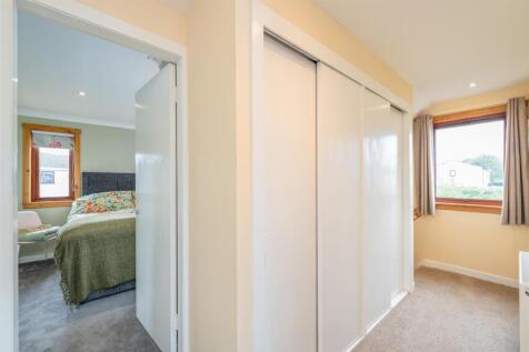 33_queens_croft-14.jpg
