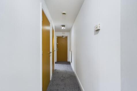 CAM01440G0-PR0125-STILL004