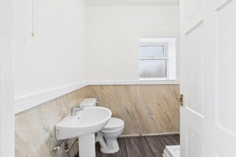 CAM04634G0-PR0058-STILL010