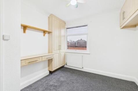 CAM04634G0-PR0059-STILL012