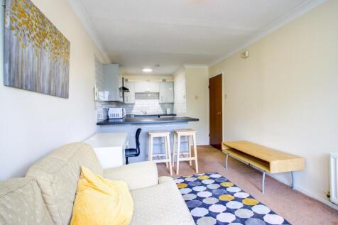 Living Room - Kitche