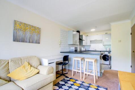 Living Room - Kitche