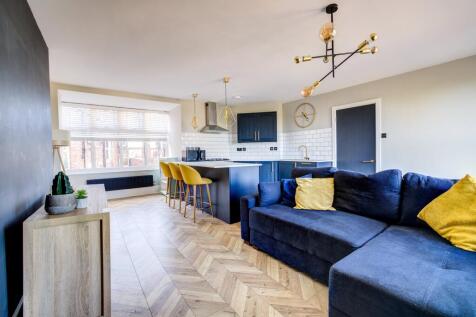 Living Room - Kitche