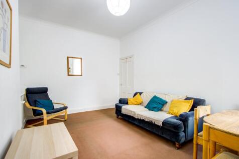 Living Room (4)