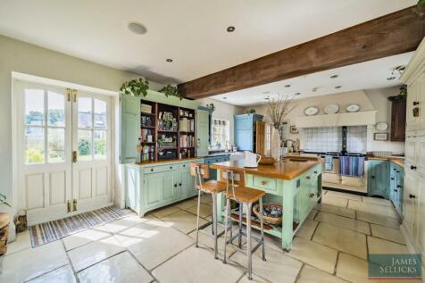 Open plan living dining kitchen