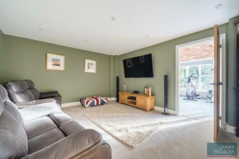Family/media room