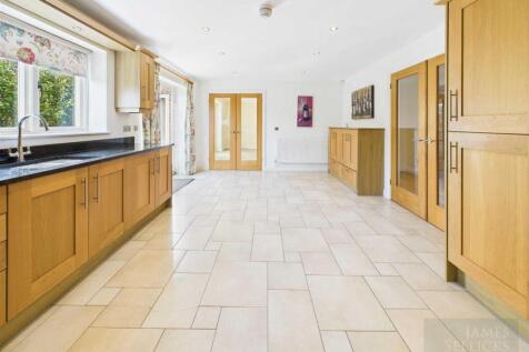 Open Plan Dining Kitchen