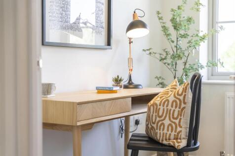 Bedroom/Study
