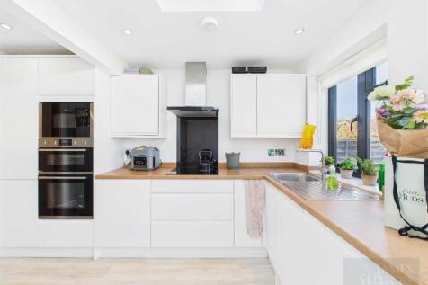 Open plan living kitchen