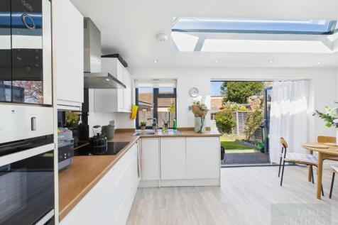 Open plan living kitchen