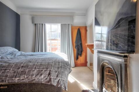 009 bedroom two.jpg