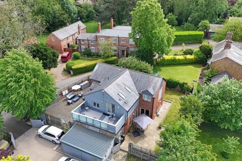 Fox Lodge, Foxton
