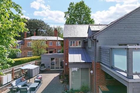Fox Lodge, Foxton