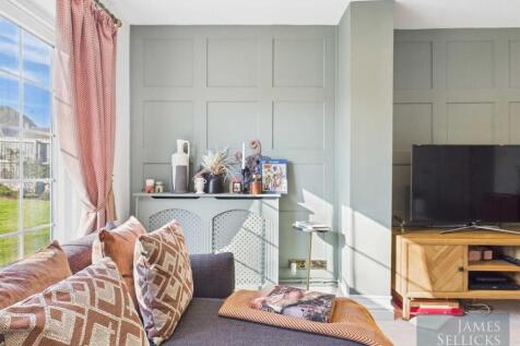 Family Room/Study