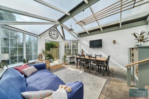 Garden room