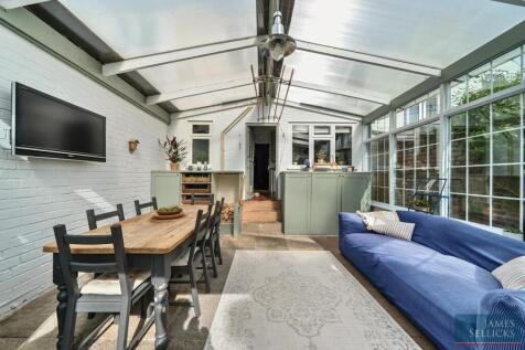 Garden room