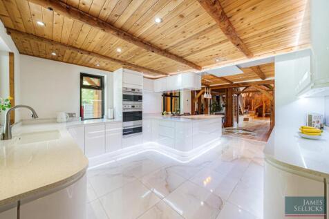 Luxury state of the art Kitchen
