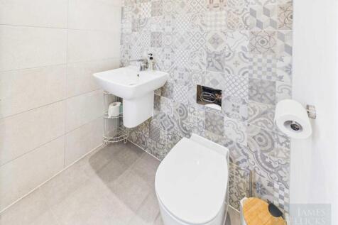Ground floor WC