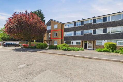 Stonehill Court, Great Glen