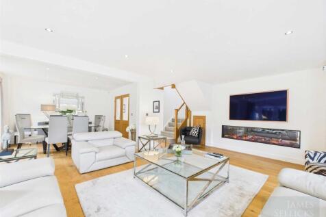 Open Plan Sitting and Dining Room