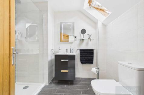 Master Ensuite