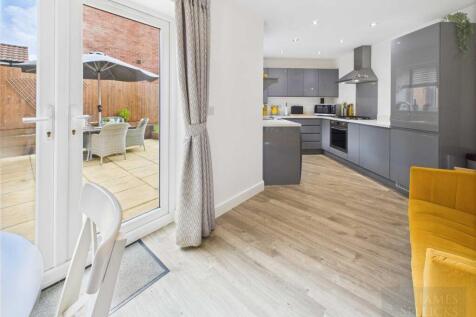 Breakfast kitchen