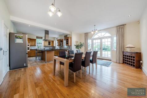 Open Plan Kitchen